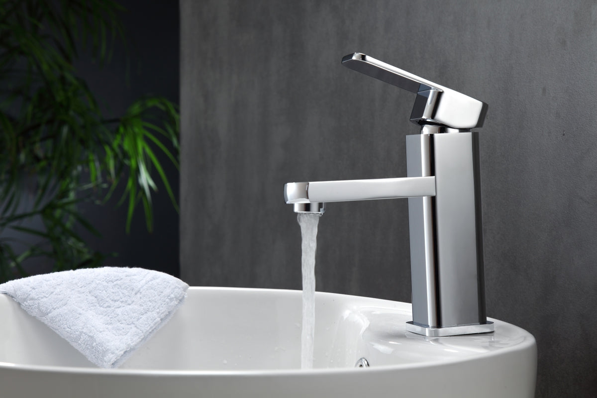 Aqua Soho Single Lever Bathroom Vanity Faucet - Chrome