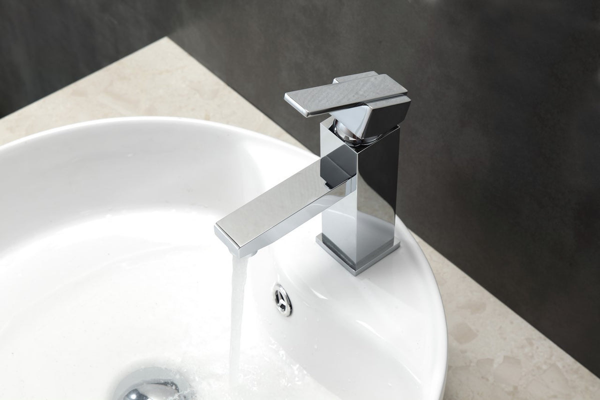 Aqua Piazza Single Lever Bathroom Vanity Faucet Chrome