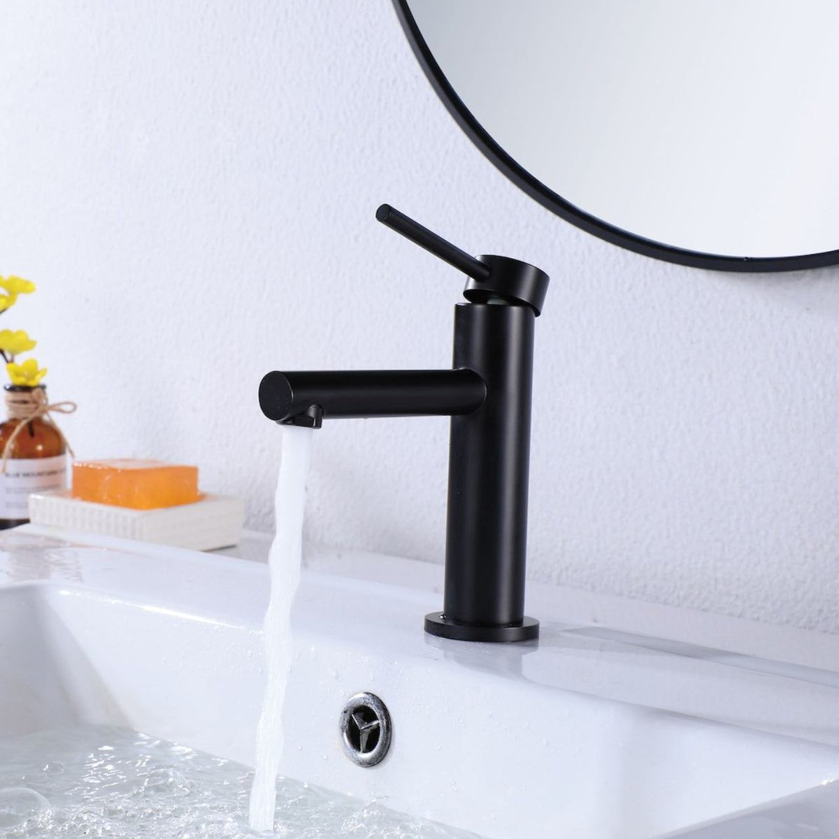 Aqua Legga Single Lever Bathroom Vanity Faucet Black