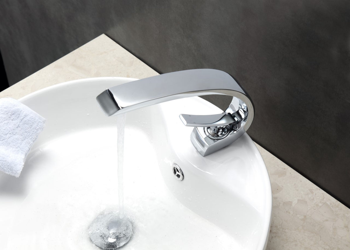 Aqua Arcco Single Lever Wide Spread Bathroom Vanity Faucet Chrome