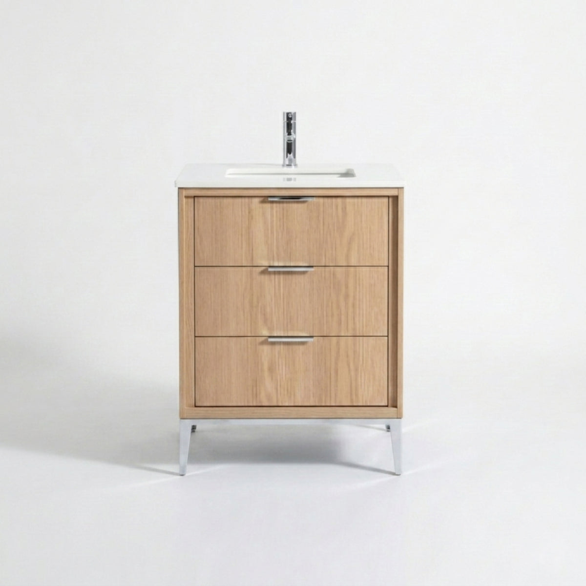 Divani 24" Oakwood Bathroom Vanity with Quartz Countertop
